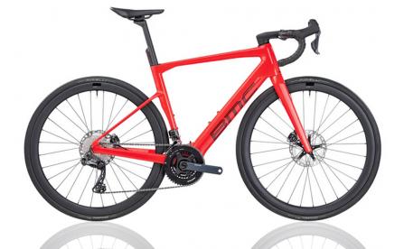 Vélo de route à assistance électrique BMC